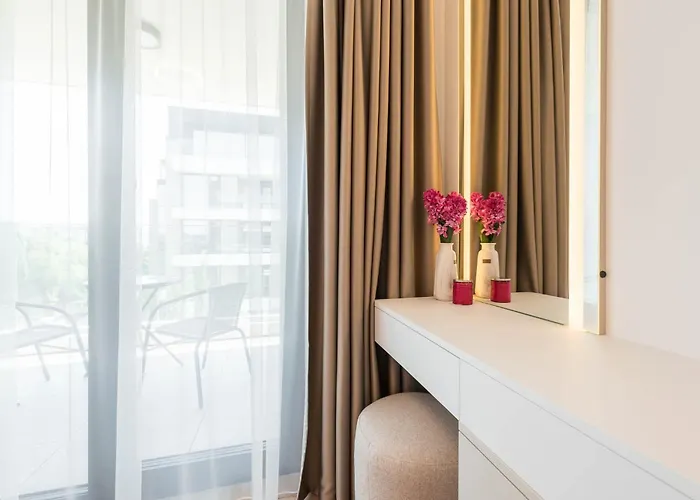 Luxury Ap Blanka - Pool & Panorama In Azur *